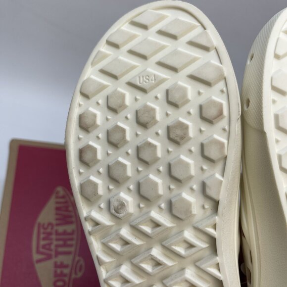 NEW W/ Box Vans Slip-On Mule TRK  Water Shoes Marshmallow, Wmns Sz 5.5 US Read* - Picture 8 of 13